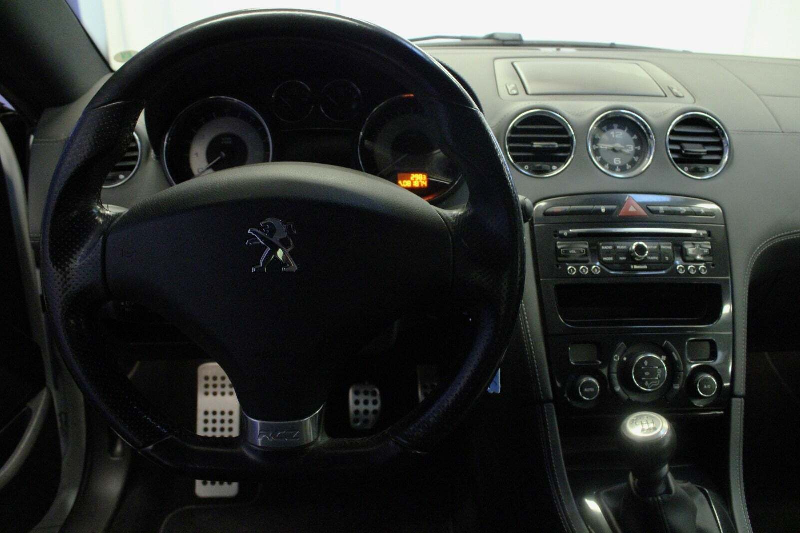 Peugeot RCZ 1,6 THP 200