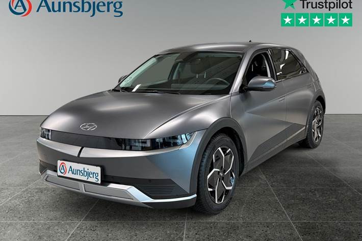 Grå Hyundai Ioniq 5 fra 2024 set udefra