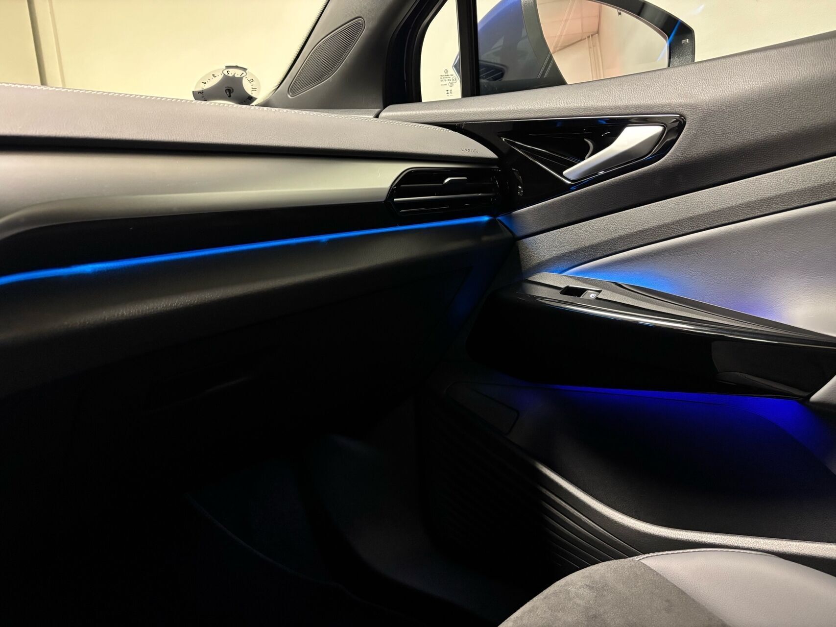 Blå VW ID.5 fra 2023