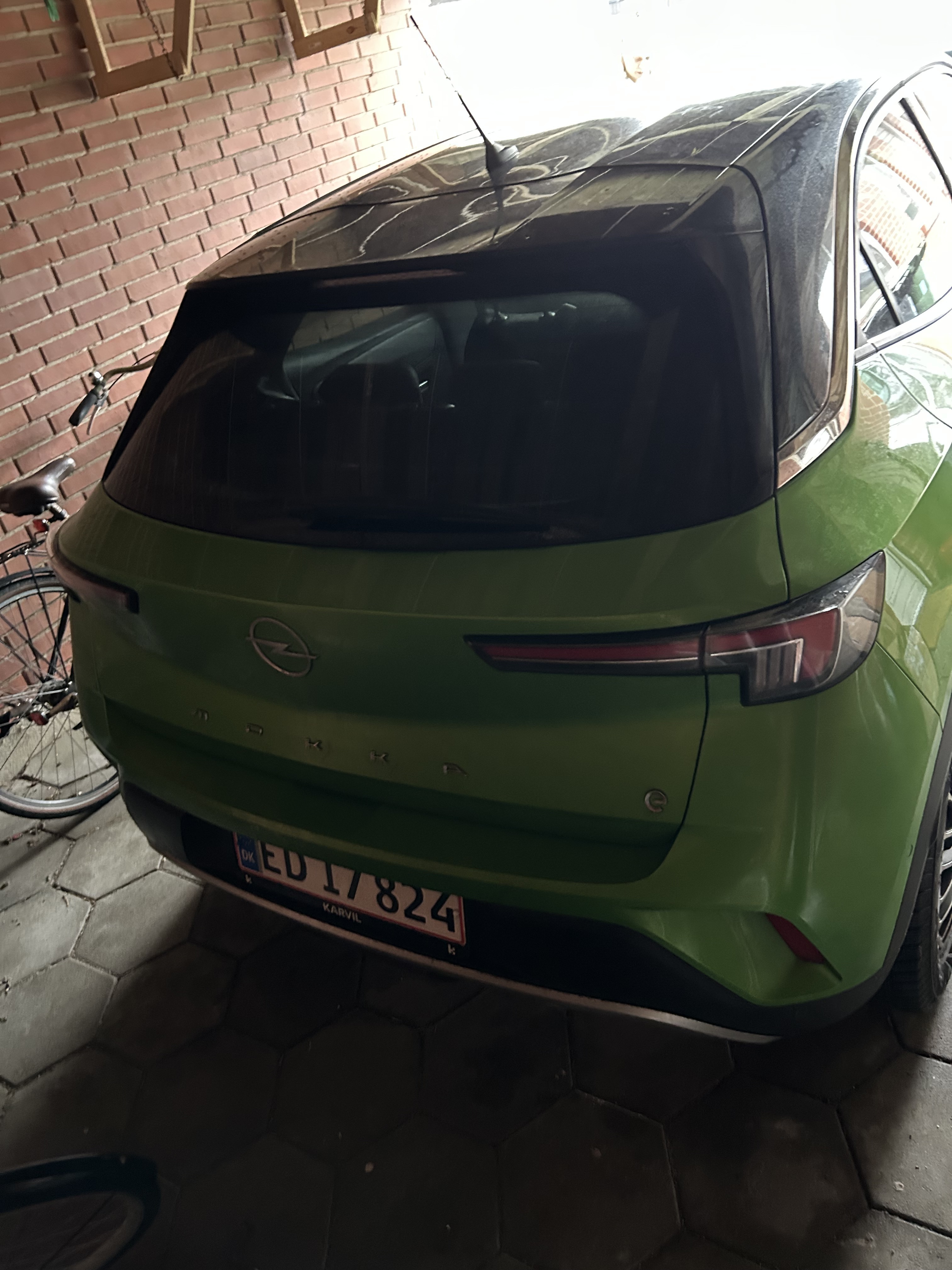 Grøn Opel Mokka fra 2021