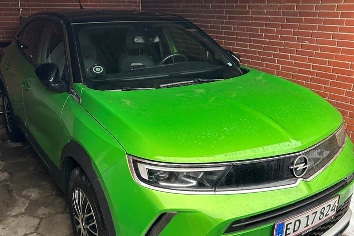 Grøn Opel Mokka fra 2021