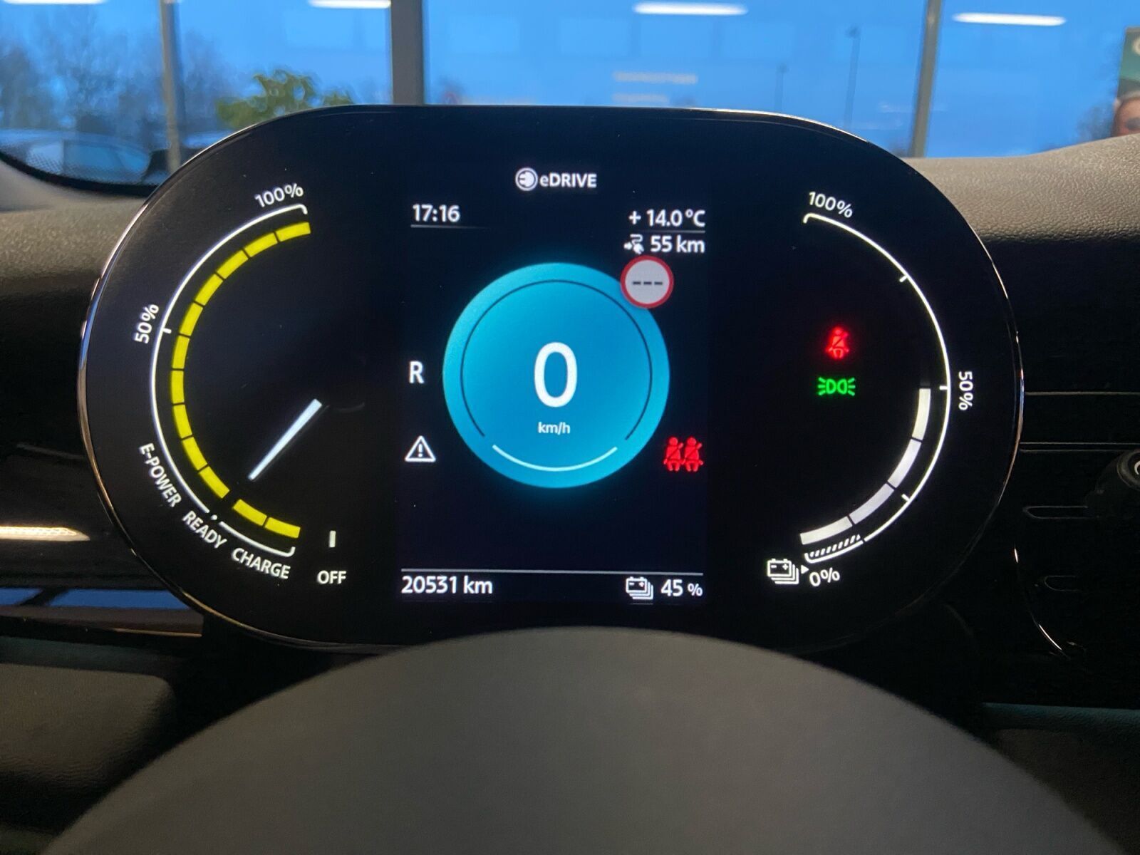 Sølv Mini Cooper SE fra 2022