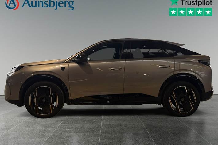 Grå Peugeot e-3008 fra 2025
