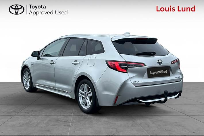 Sølv Toyota Corolla fra 2019