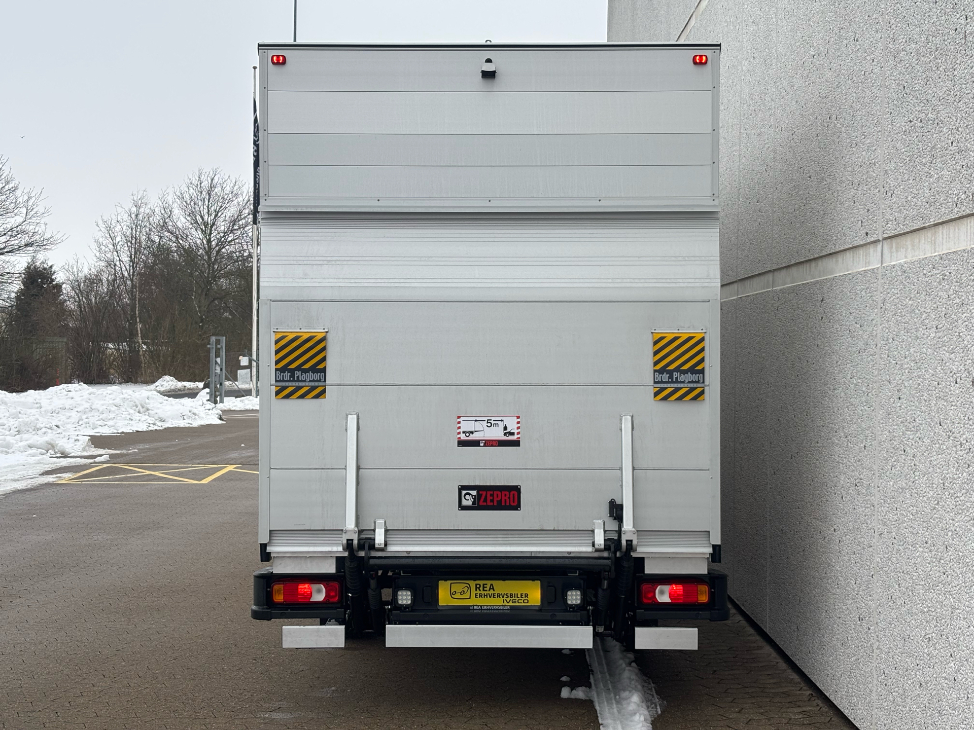 Iveco Daily 3,0 35S18 4100mm D 180HK Ladv./Chas. 8g Aut.