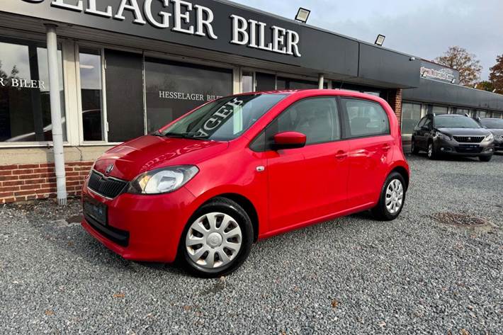 Rød Skoda Citigo fra 2013