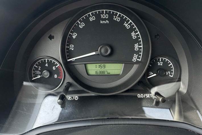 Rød Skoda Citigo fra 2013