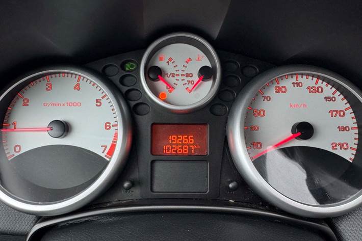 Sort Peugeot 207 fra 2011