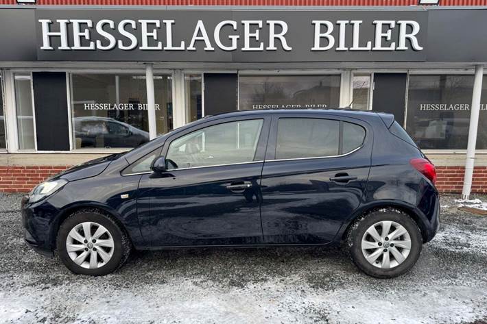 Blå Opel Corsa fra 2019