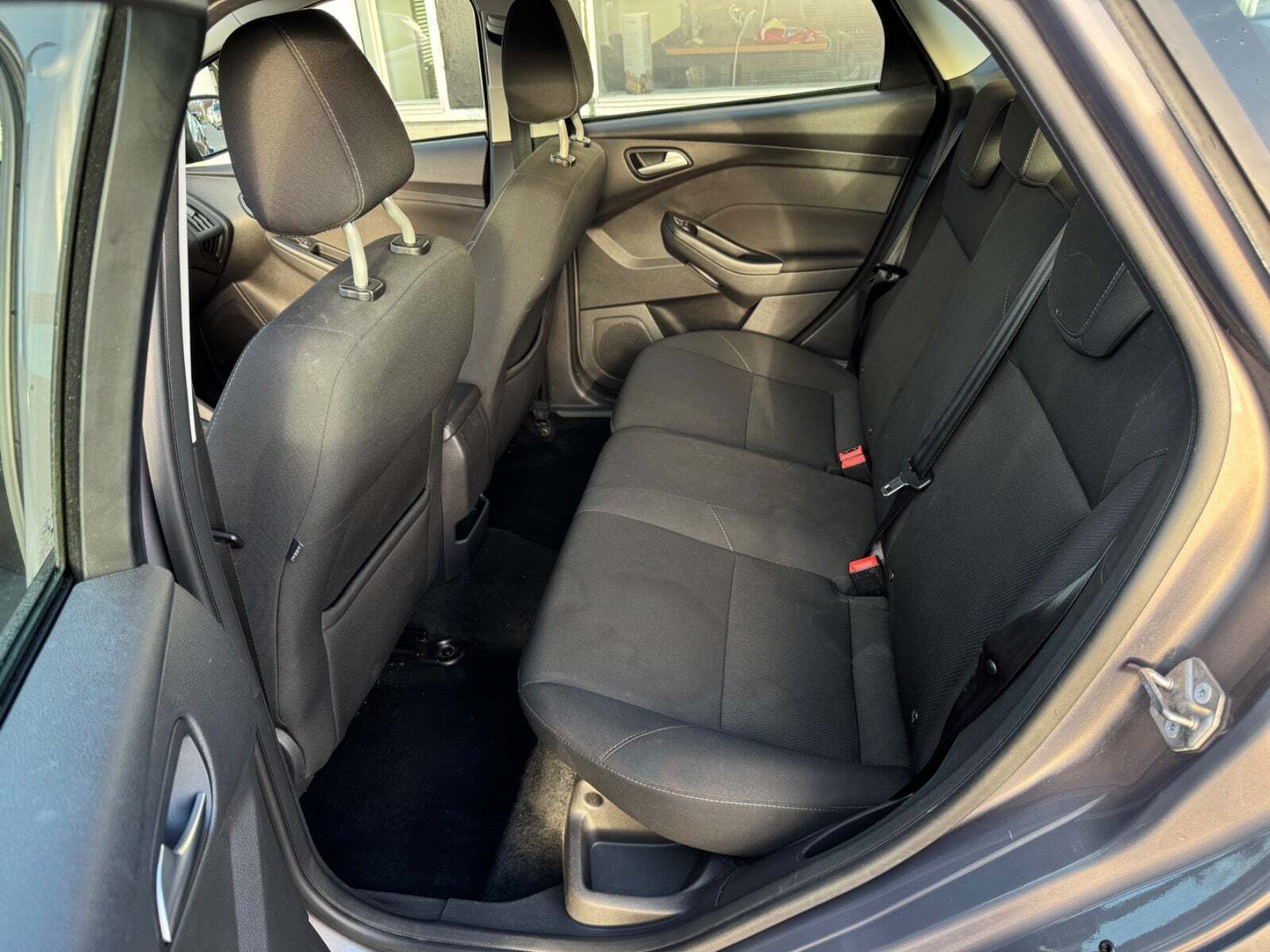 Sølv Ford Focus fra 2016