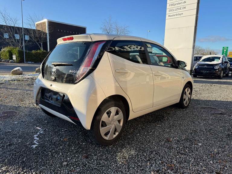 Toyota Aygo 1,0 VVT-i x