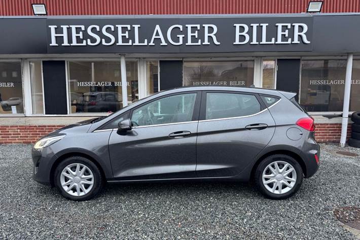 Grå Ford Fiesta fra 2018