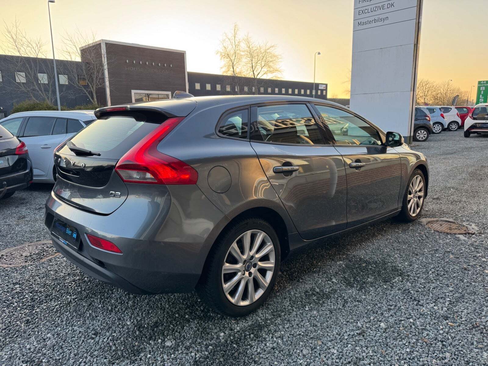Volvo V40 1,6 D2 115 Momentum aut.