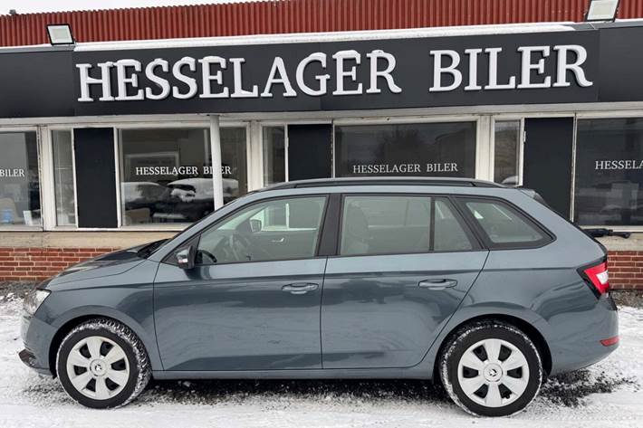 Grå Skoda Fabia fra 2020