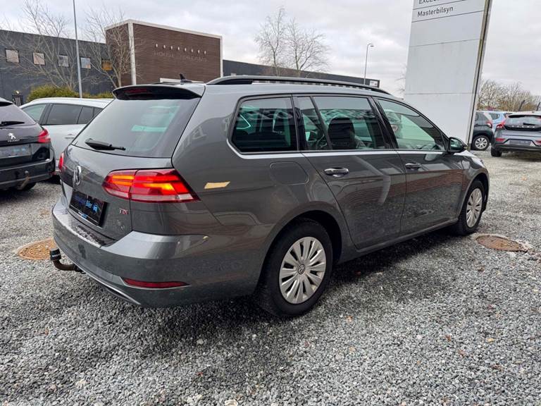 VW Golf VII 1,6 TDi 115 Comfortline Variant DSG