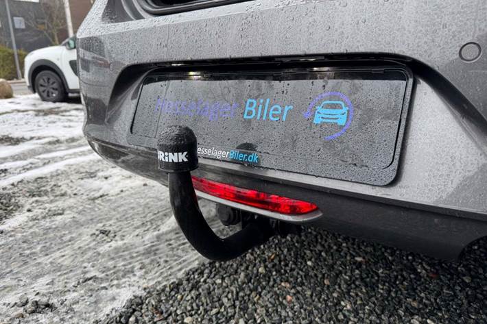 Grå Opel Corsa fra 2020