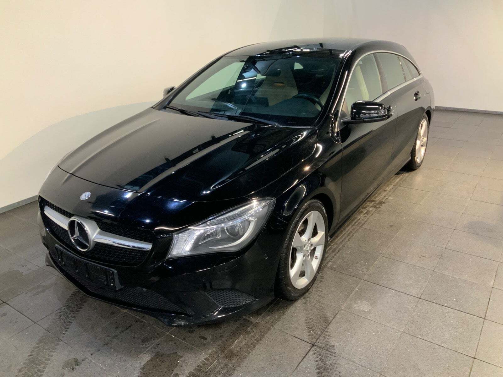 Mercedes CLA200 d 2,2 Urban Shooting Brake aut.