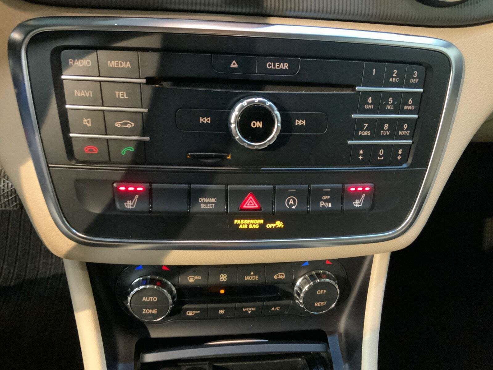 Sort Mercedes CLA200 d fra 2016