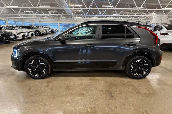 Grå Kia Niro fra 2024