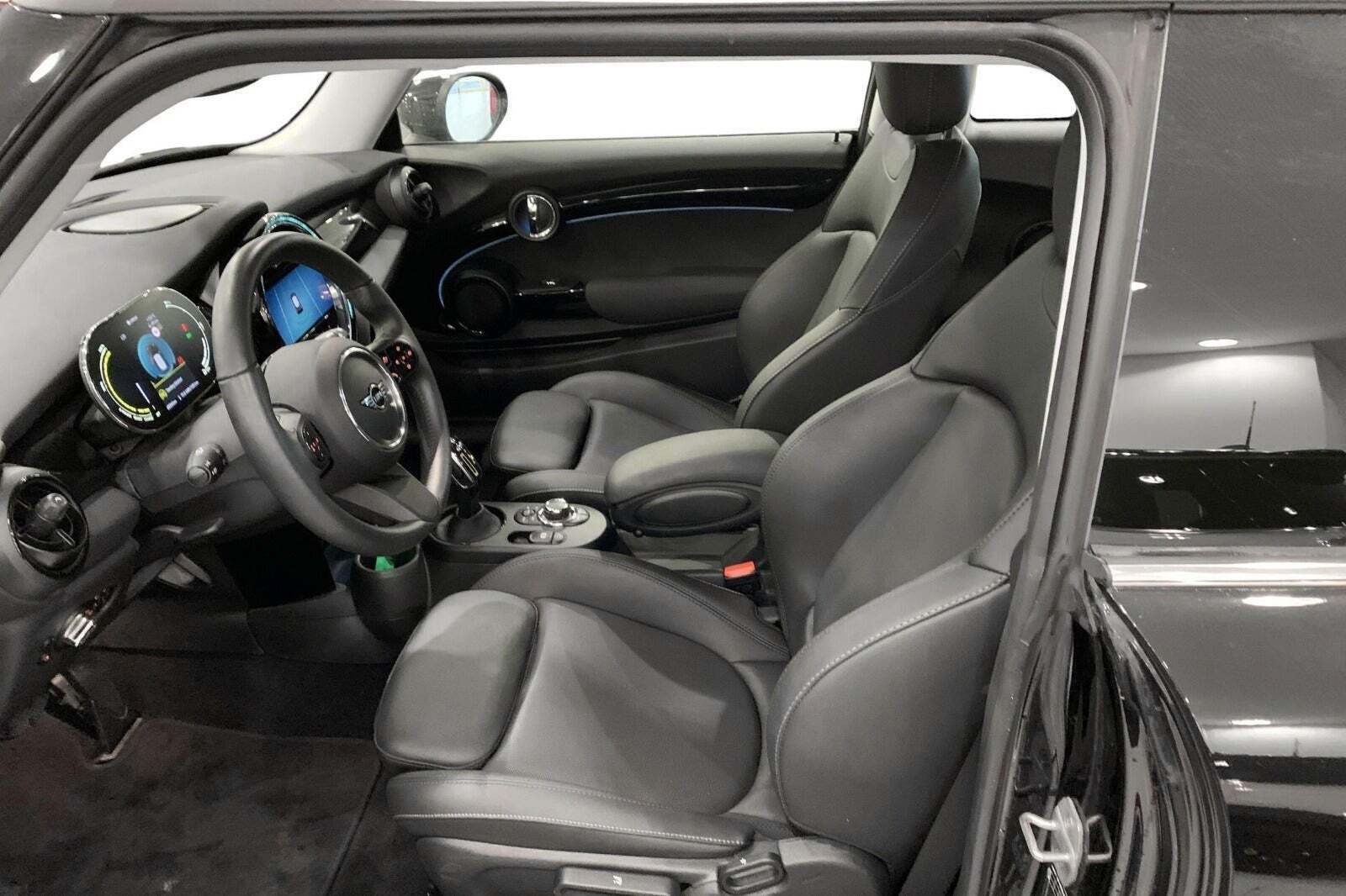 Mini Cooper SE Classic Trim