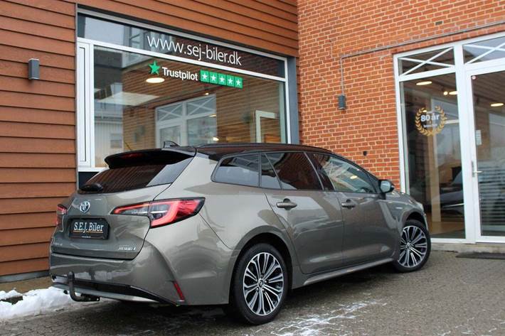 Bronze Toyota Corolla fra 2019