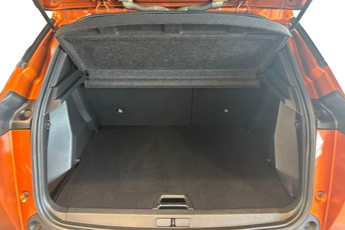 Orange Peugeot e-2008 fra 2021