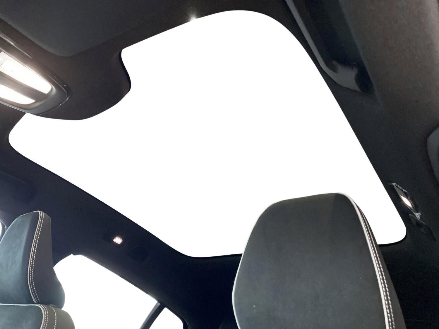 Volvo EC40 Single Motor Extended Range Black Edition 252HK 5d Aut.