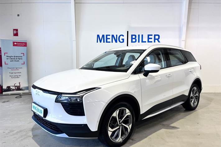 Hvid Aiways U5 fra 2021 set udefra