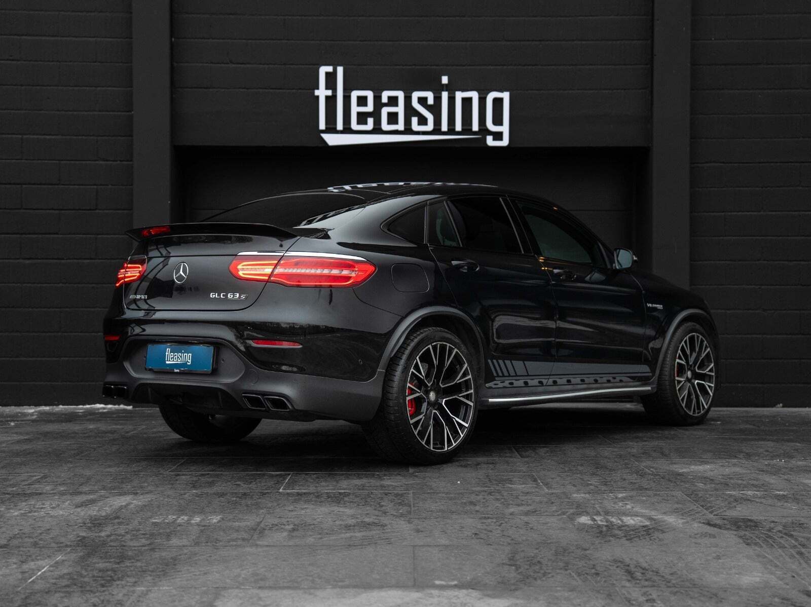 Sort Mercedes GLC63 fra 2018