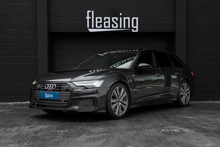 Sort Audi A6 fra 2020 set udefra