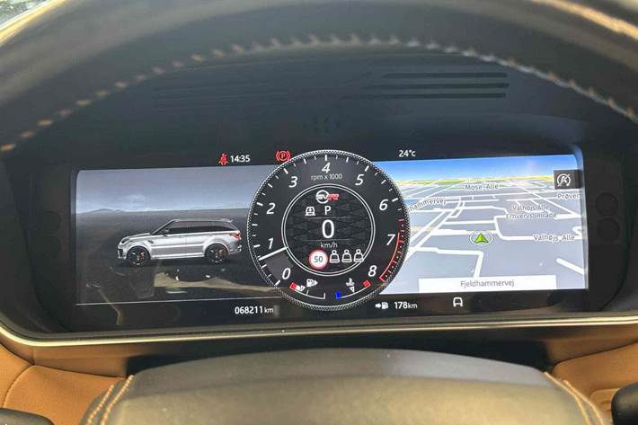 Grå Land Rover Range Rover sport fra 2019