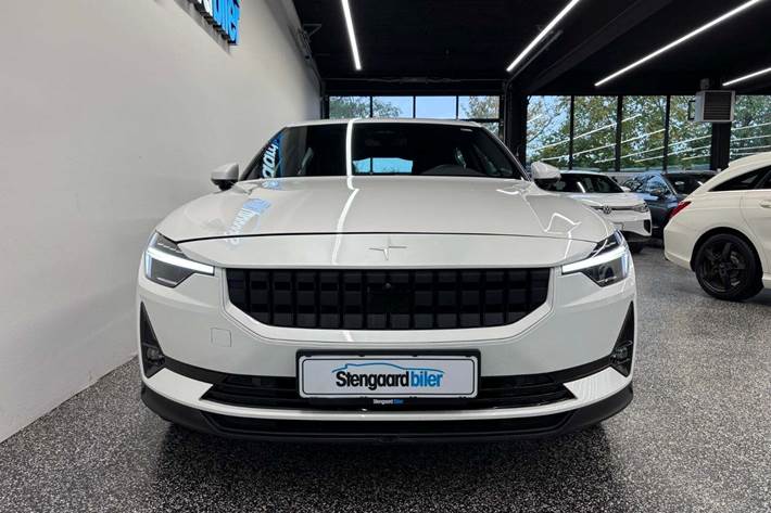 Hvid Polestar 2 fra 2023
