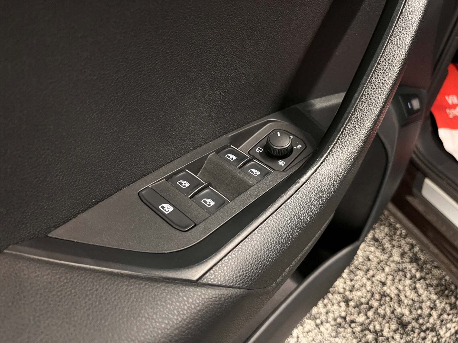 Brun Skoda Karoq fra 2020