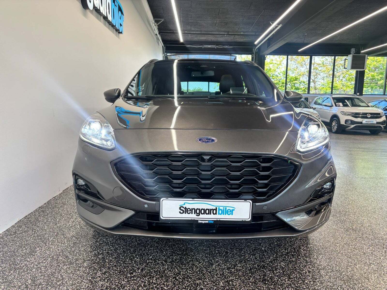 Ford Kuga 2,5 PHEV ST-Line X CVT