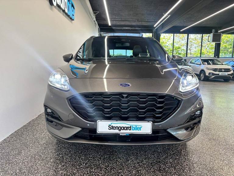 Ford Kuga 2,5 PHEV ST-Line X CVT