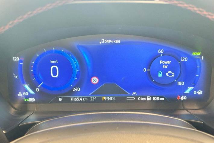 Grå Ford Kuga fra 2020