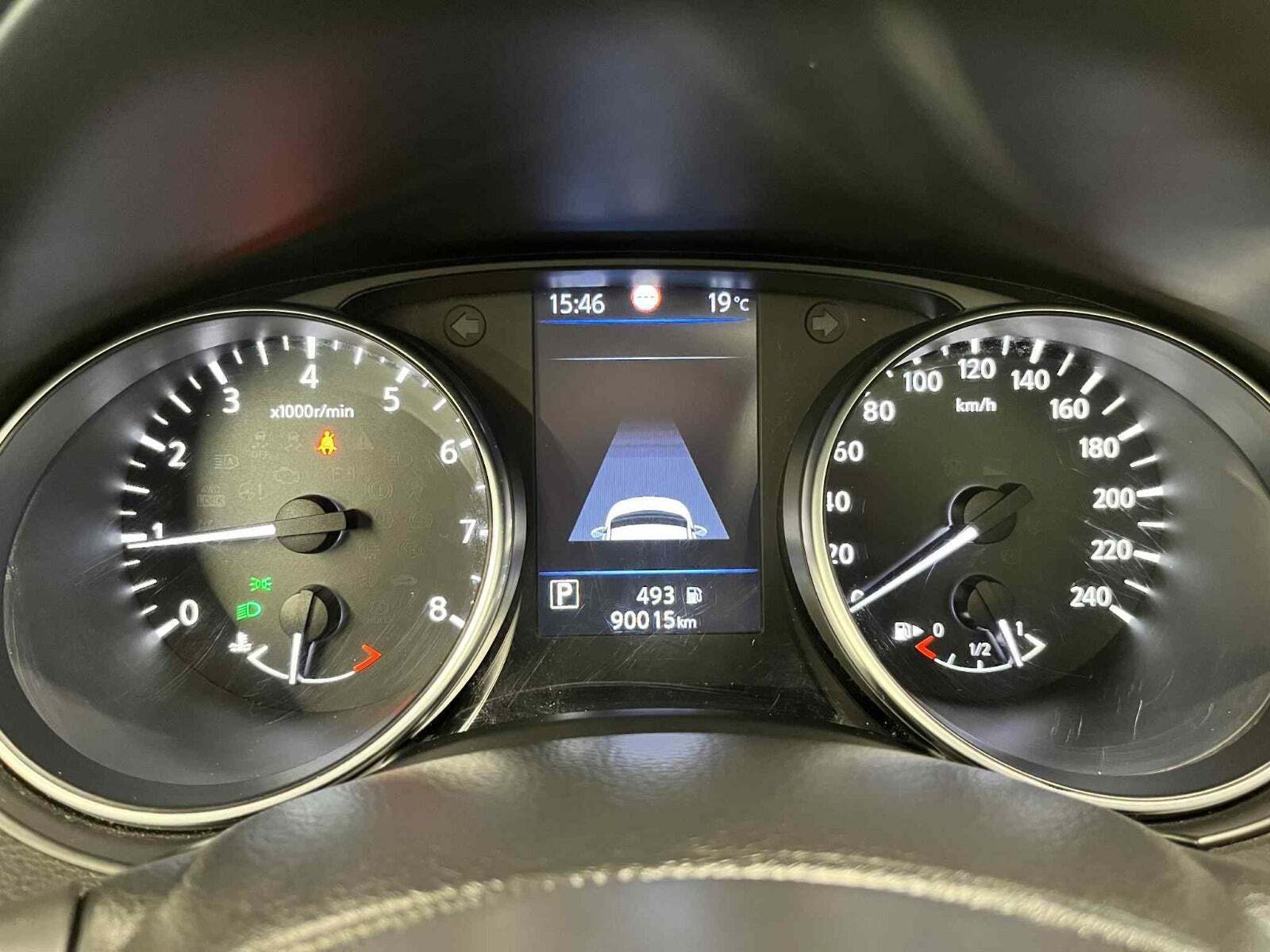 Hvid Nissan Qashqai fra 2020