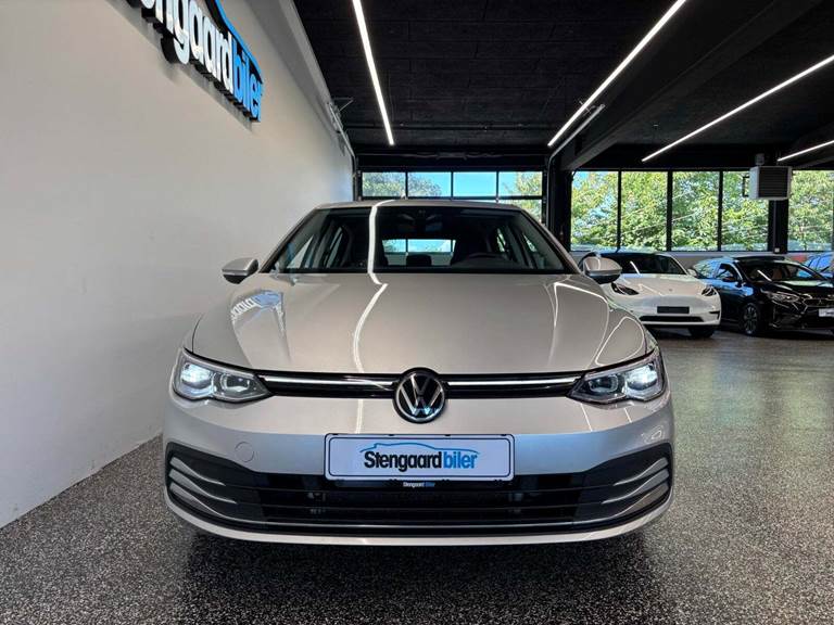 VW Golf VIII 1,4 eHybrid DSG