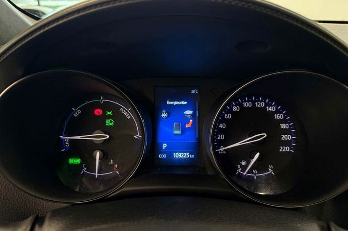 Hvid Toyota C-HR fra 2018