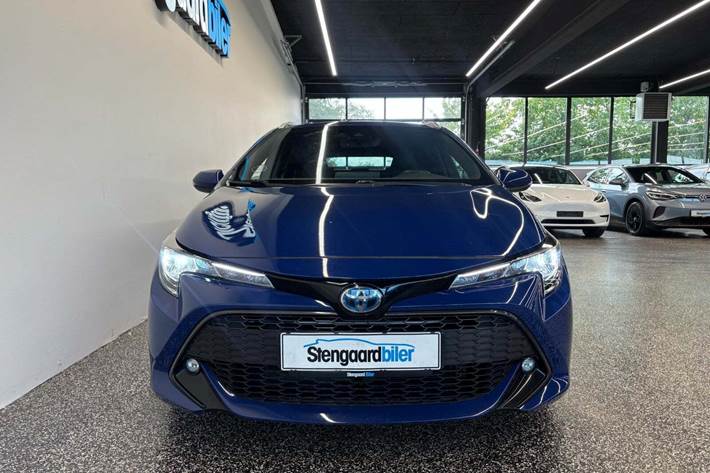 Blå Toyota Corolla fra 2020