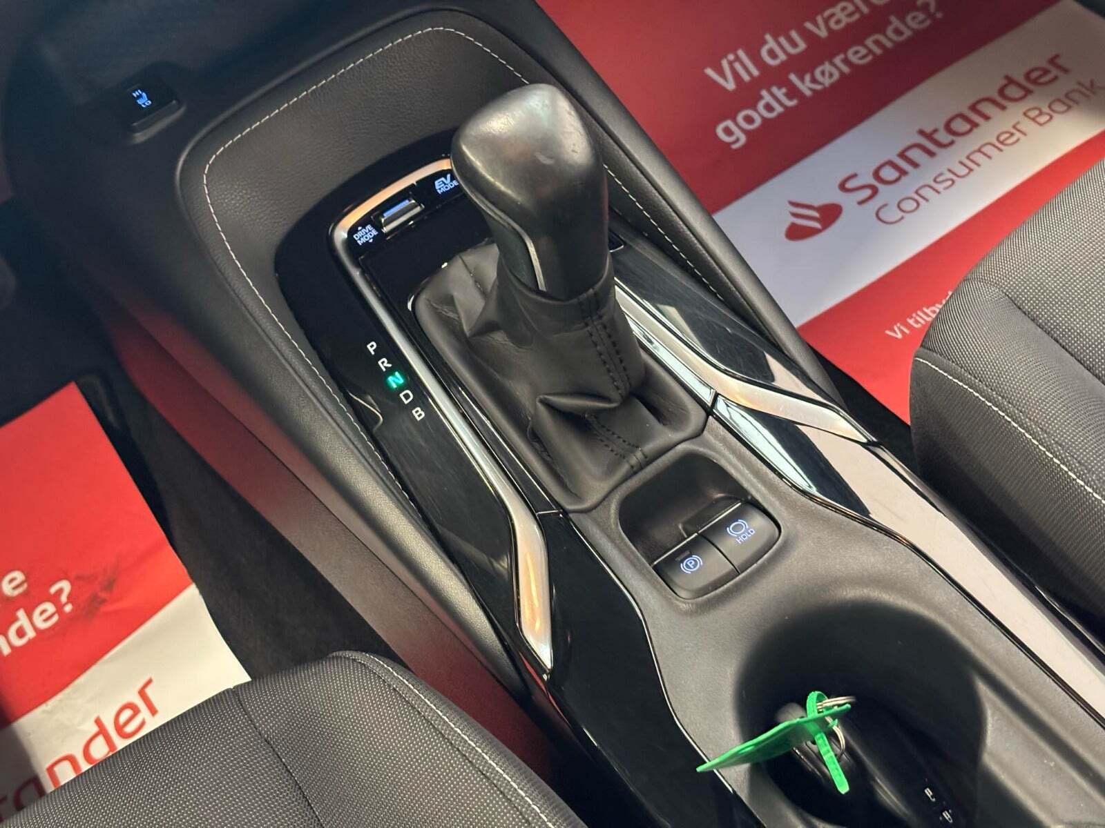 Blå Toyota Corolla fra 2020