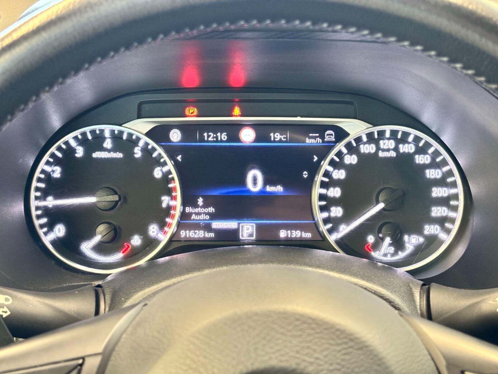 Grå Nissan Juke fra 2020