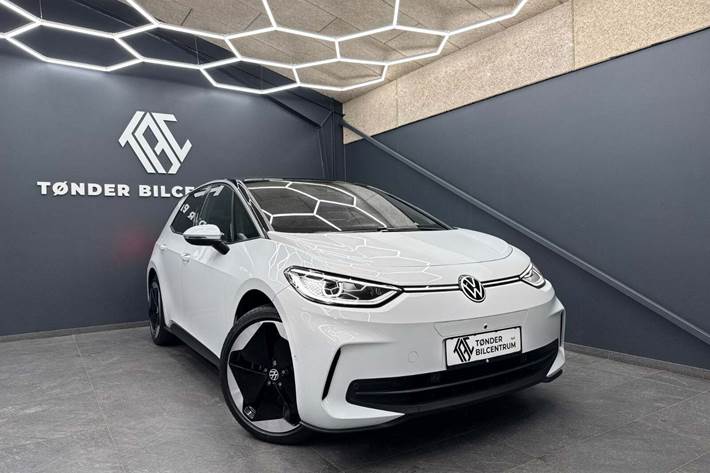 Hvid VW ID.3 fra 2023 set udefra