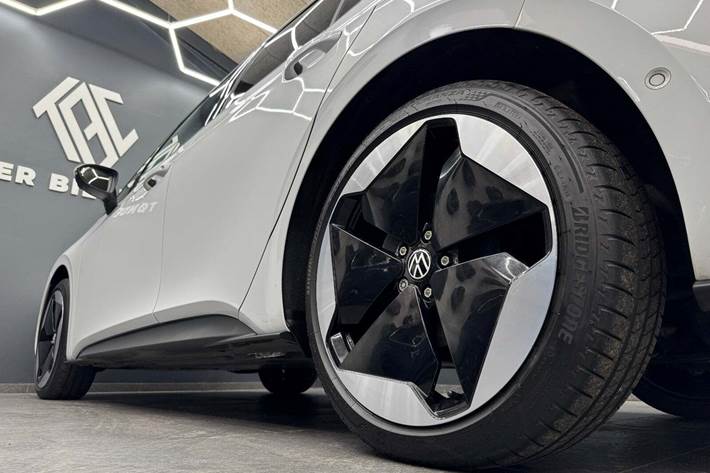 Hvid VW ID.3 fra 2023