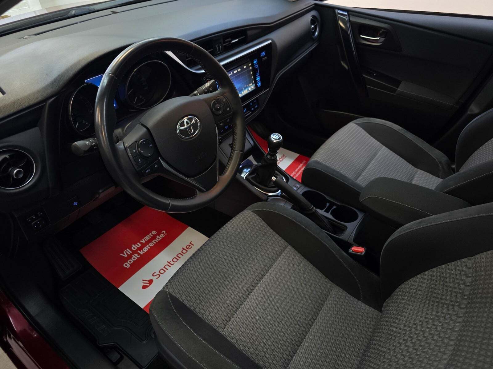 Toyota Auris 1,2 T T2 Style