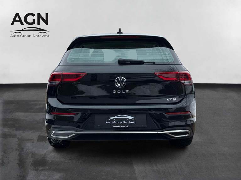 VW Golf VIII 1,5 eTSi 150 Style DSG