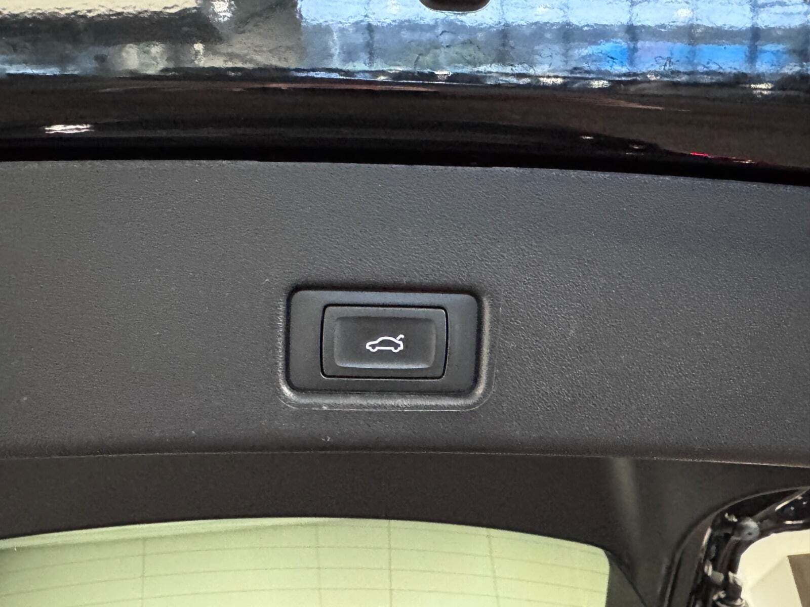 Sort Audi Q4 e-tron fra 2022