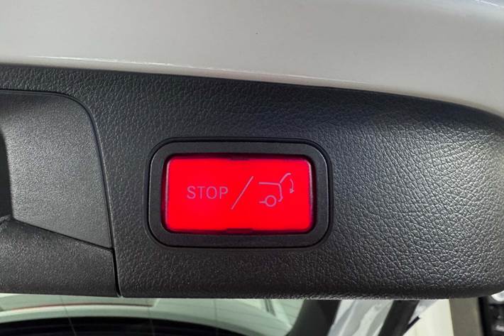 Hvid Mercedes EQA250 fra 2022