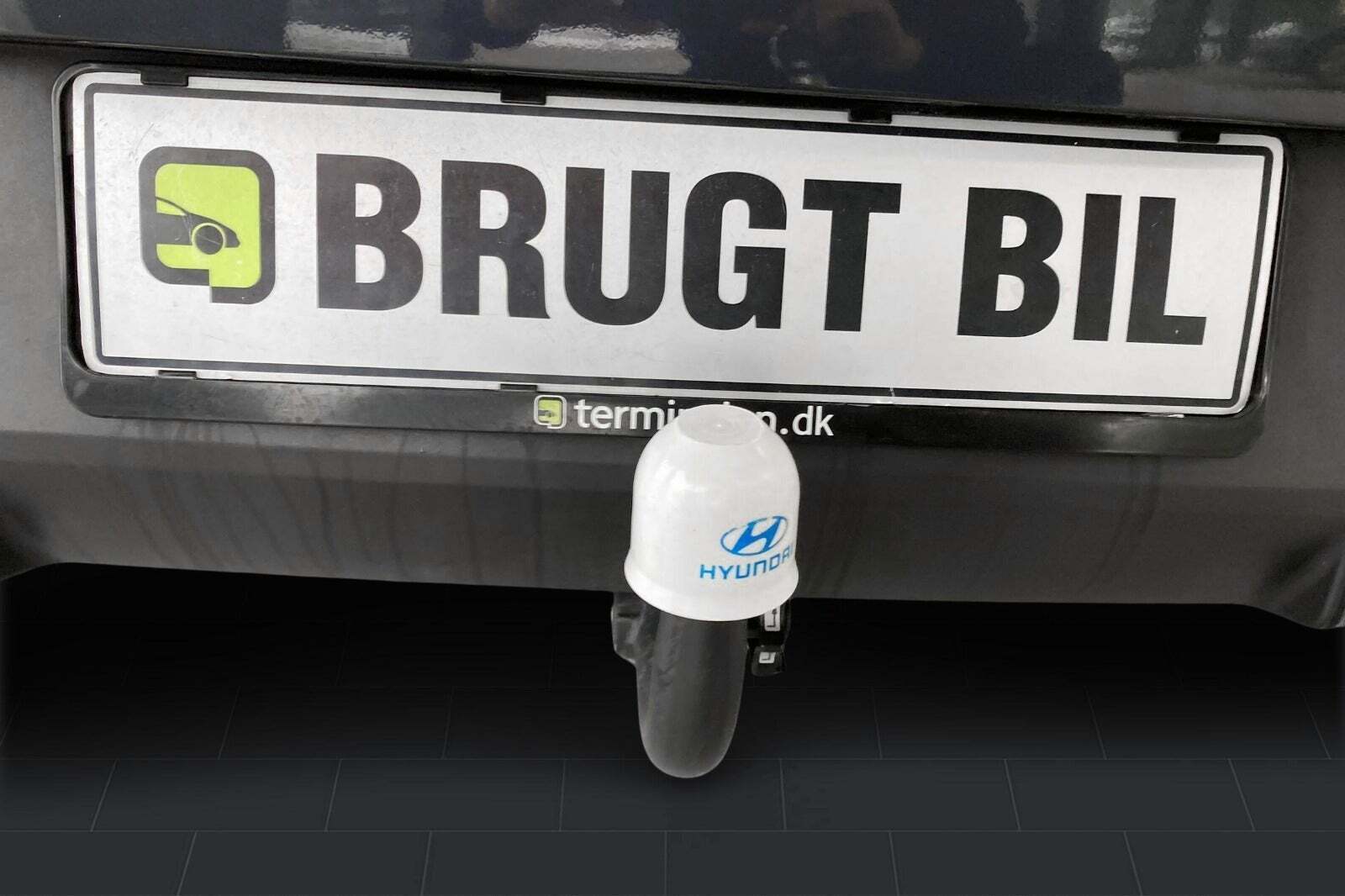 Grå Hyundai i20 fra 2021