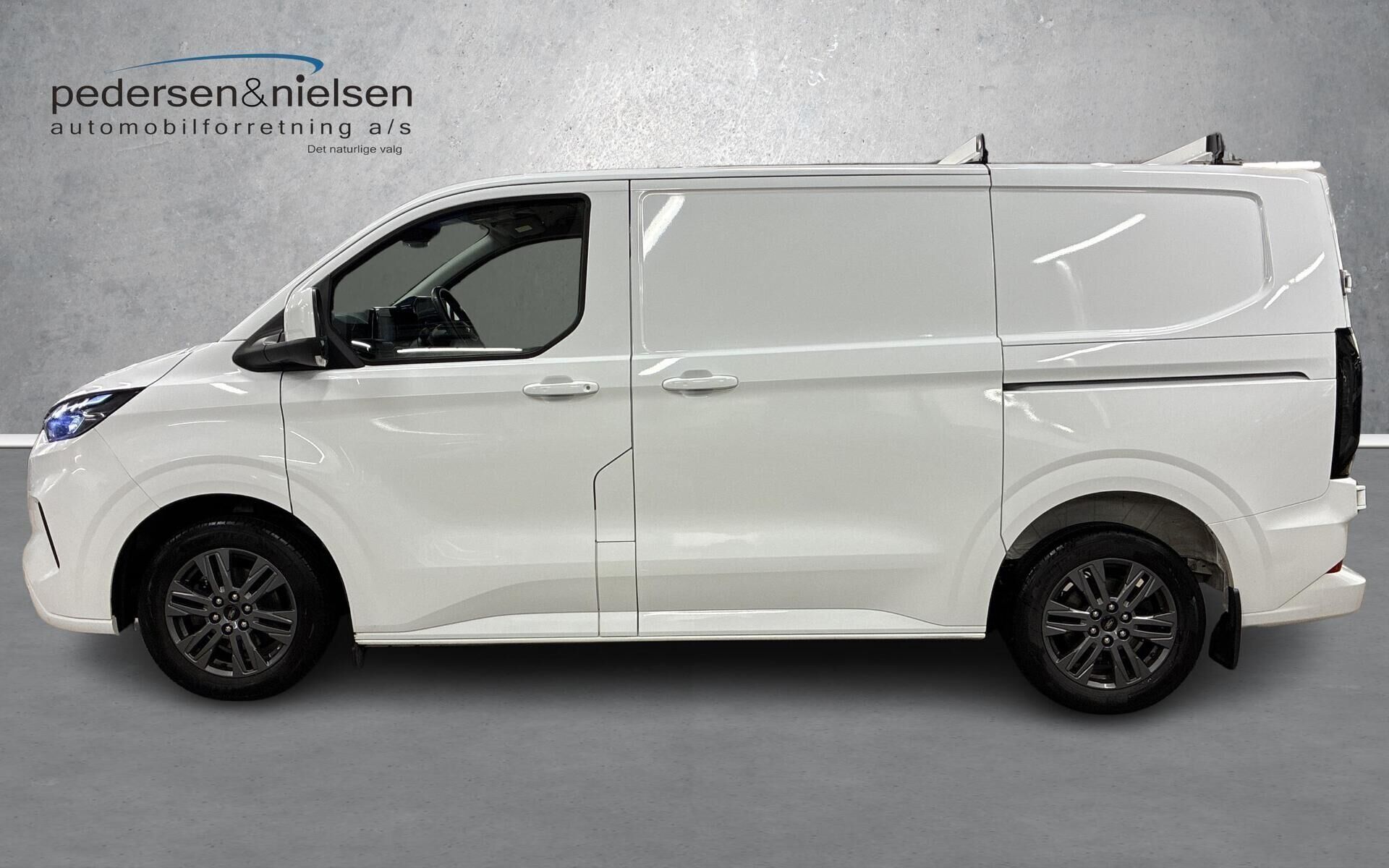 Ford Transit Custom 2,0 300 L1H1 EcoBlue Limited 170HK Van 8g Aut.